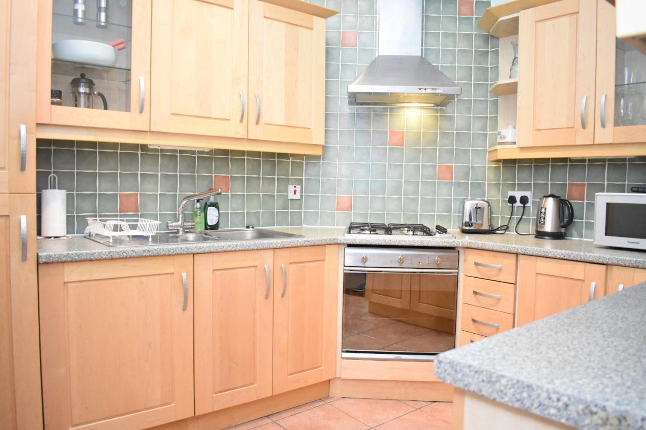 East Claremont - Beautiful 2Br Apartment In Central EDI Kültér fotó
